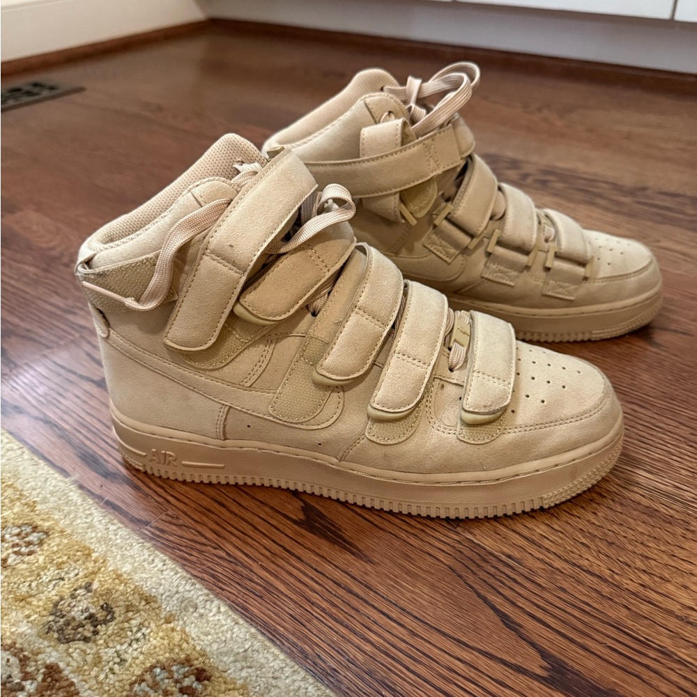 Nike Tan Combat Boots